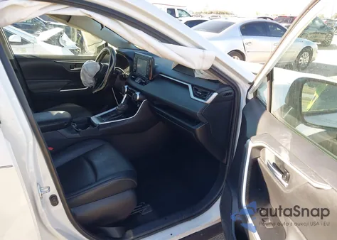 2021 Toyota Rav4 Xle Premium from USA, damaged, VIN 2T3C1RFV2MW119459